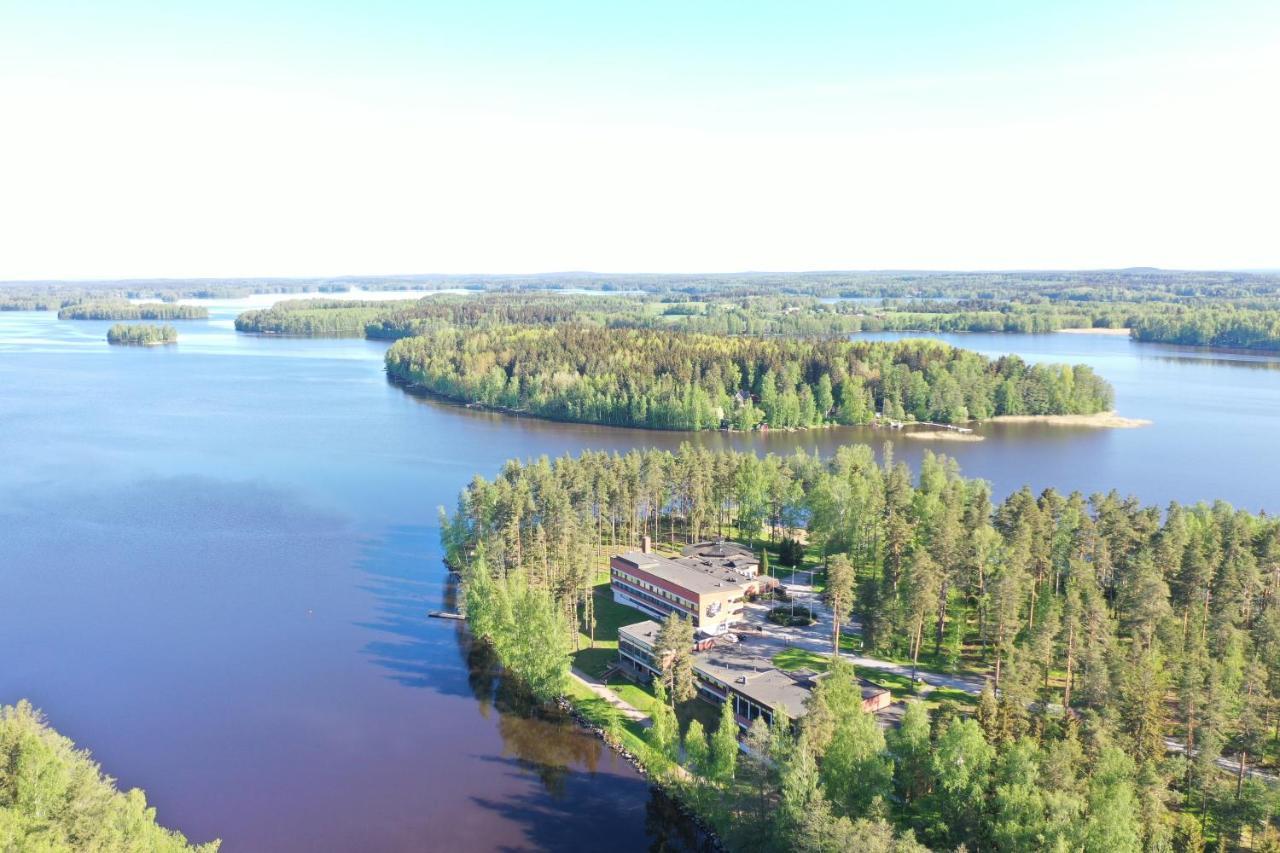 Petays Resort Tyrväntö エクステリア 写真